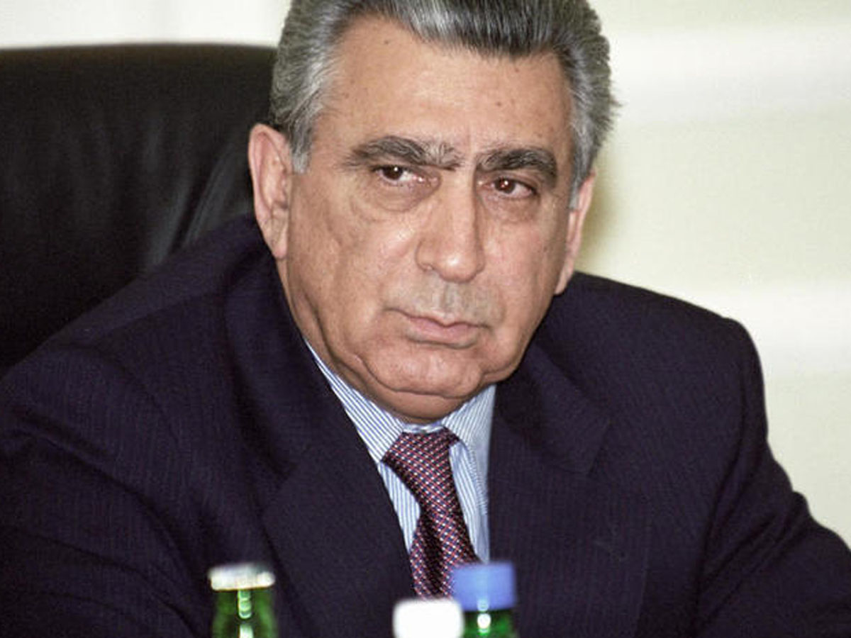 В Азербайджане арестован 87-летний экс-глава администрации президента, ему грозит пожизненное заключение0
