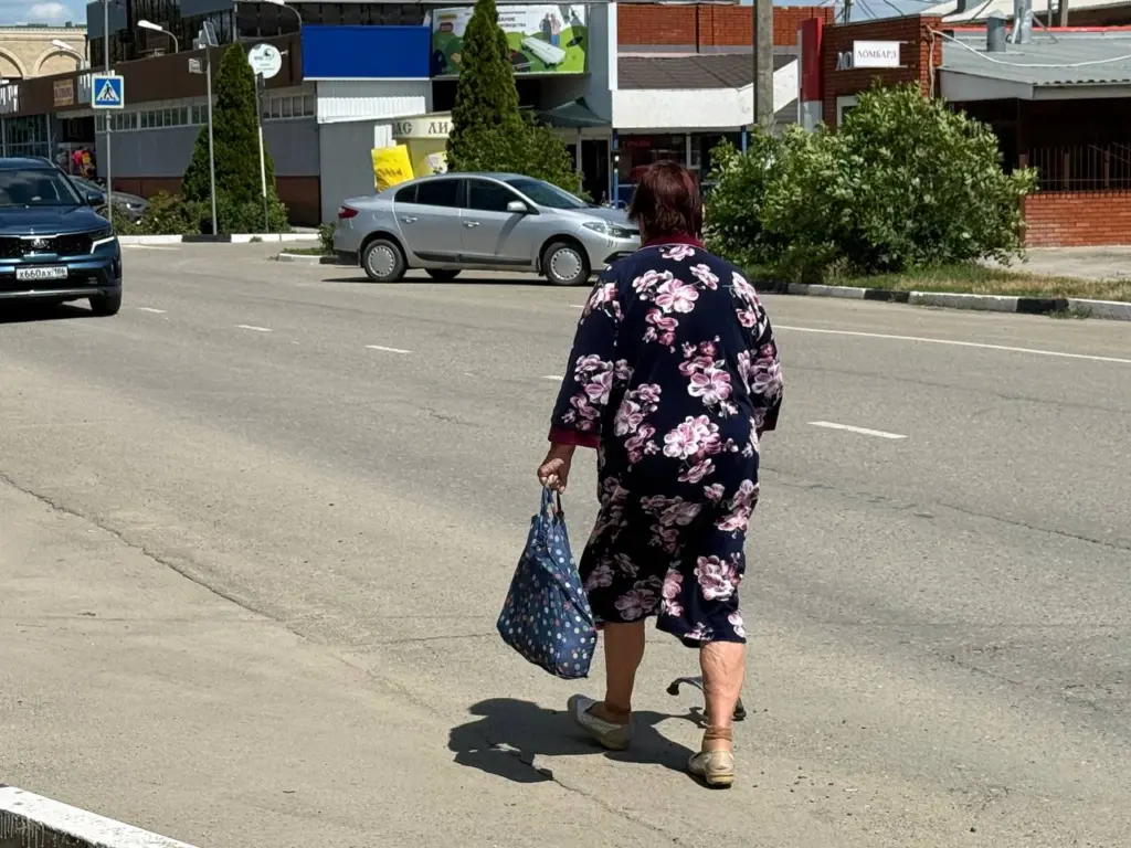 Прически после 45: почему некоторые из них могут добавить вам лишние годы