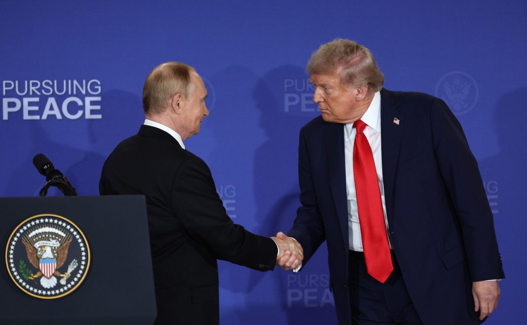 Sohu: Трамп «утратил веру» в Путина из-за Венесуэлы0