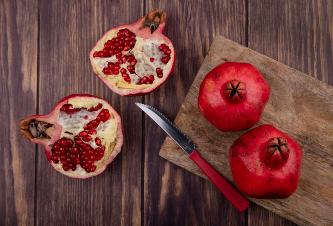 Ученые раскрыли пятикратную пользу граната: убережет от рака и защитит сосуды0