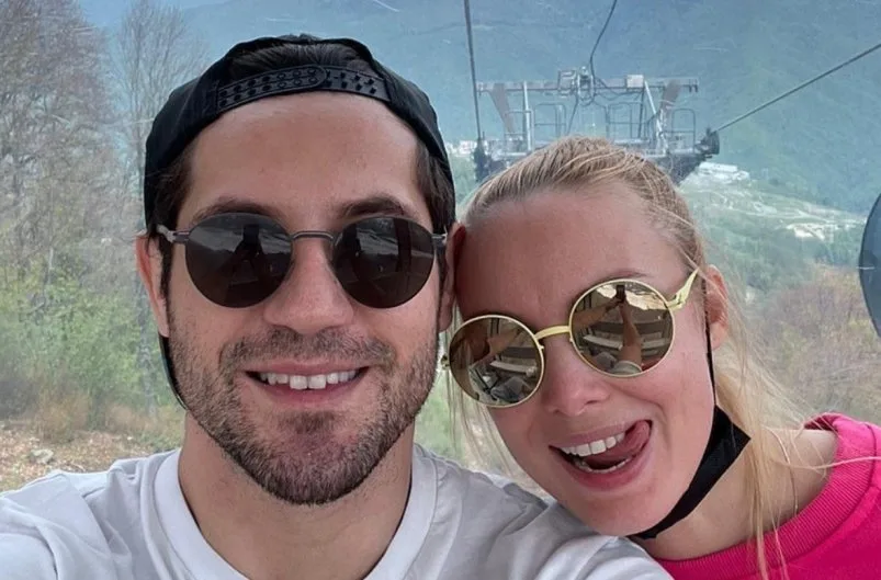 Марк Богатырев и Татьяна Арнтгольц Соцсети Т. Арнтгольц Марк Богатырев и Татьяна Арнтгольц Соцсети Т. Арнтгольц