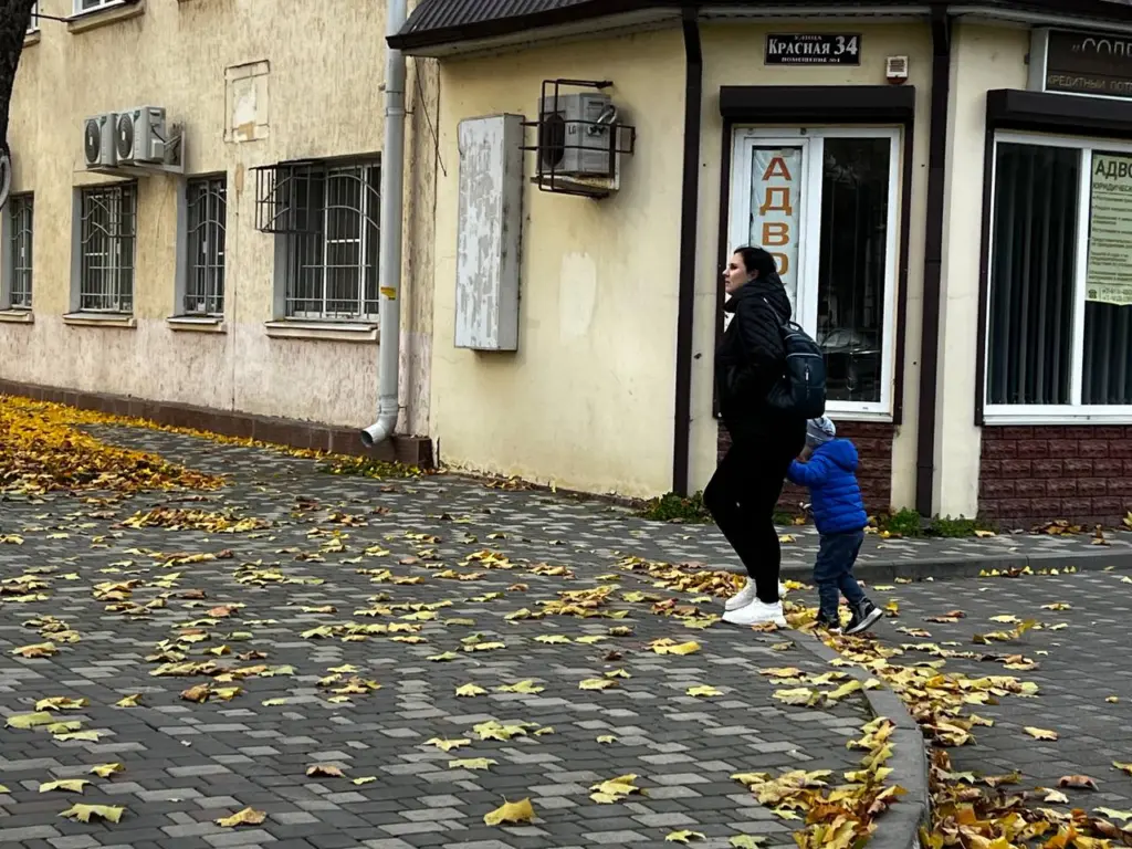 Имена которые перестали давать детям в 2025 году но были популярны в СССР