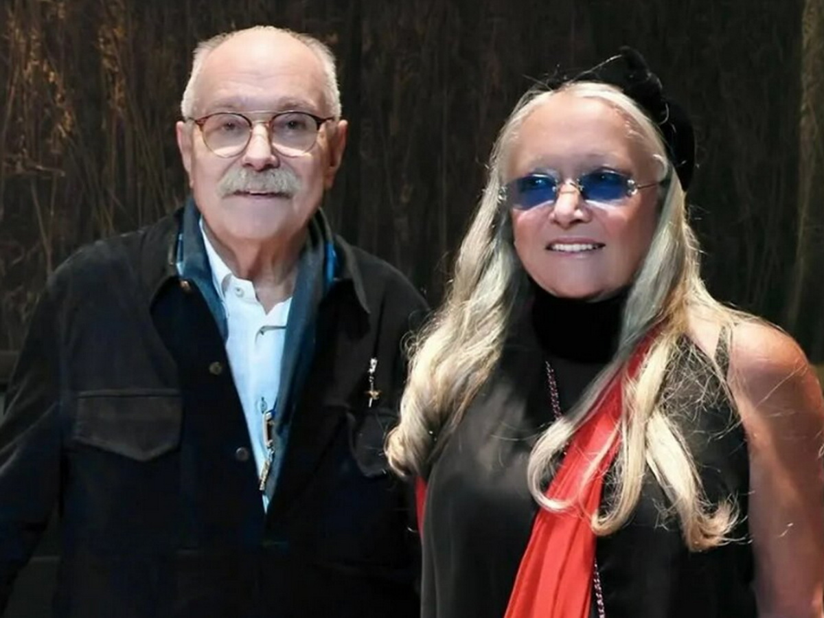 Семья Никиты Михалкова собралась на юбилей: редкие фото с праздника с внуками и братом из Италии0