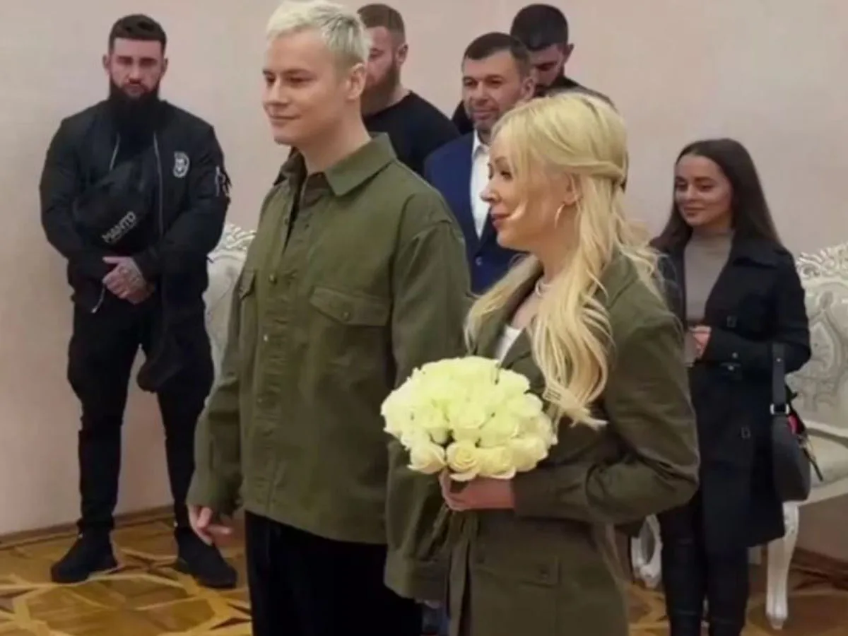 Певец Shaman и Екатерина Мизулина объявили о своей свадьбе0