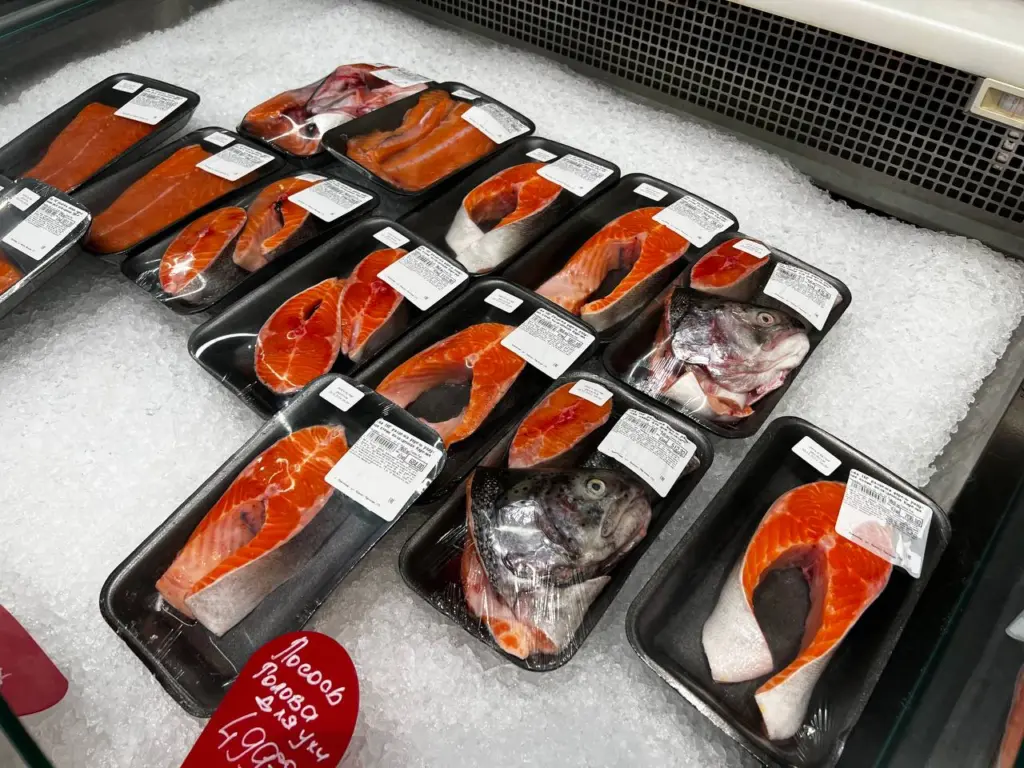 Как правильно засолить горбушу, чтобы она была такой же нежной, как семга и таяла во рту