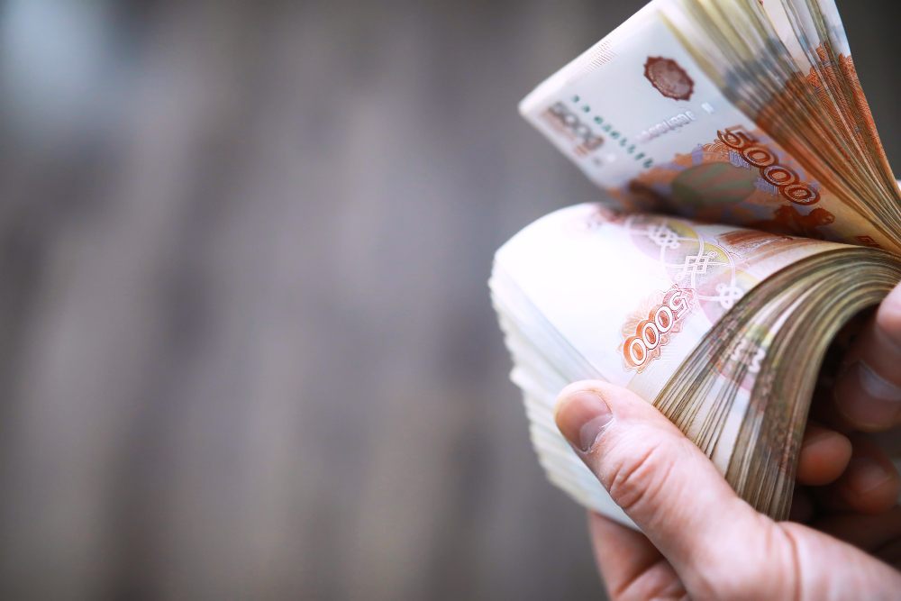 Священник Корчагин объяснил, почему деньги не откроют путь в рай0