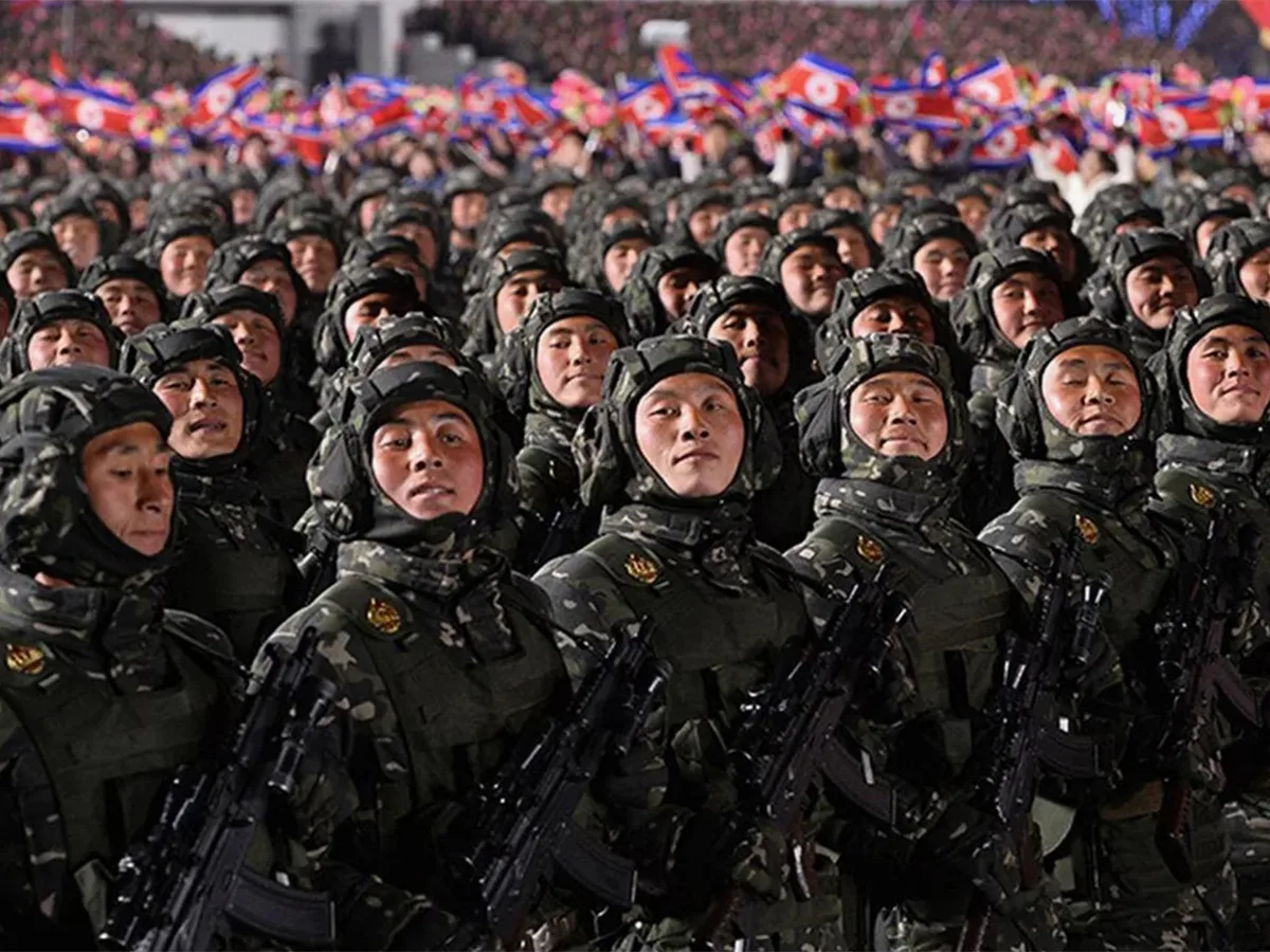 Разведка Южной Кореи предупреждает о возможной отправке КНДР в Россию десяти тысяч бойцов0