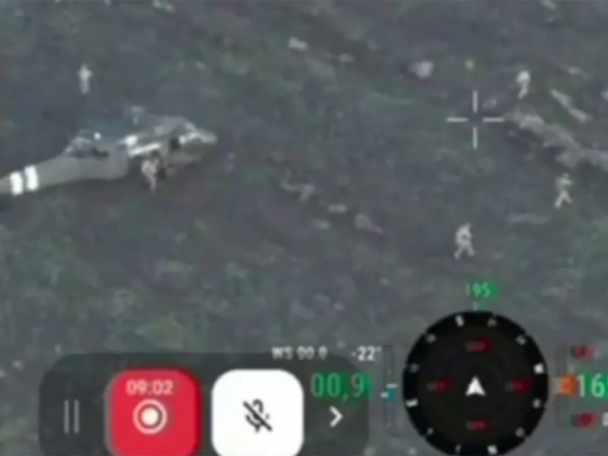 ВС РФ сбили вертолет с элитным спецназом ВСУ под Покровском0