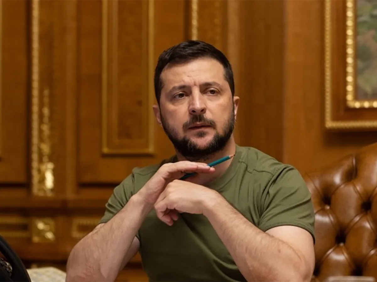 Зеленский удивил заявлением о Покровске: «Никто не заставляет их умирать»0