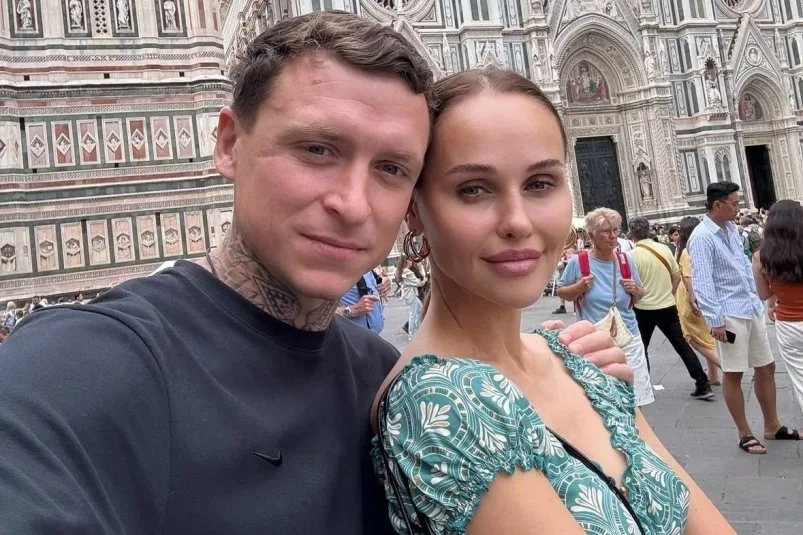 Павел Мамаева с супругой Надеждой соцсети Надежды Санько