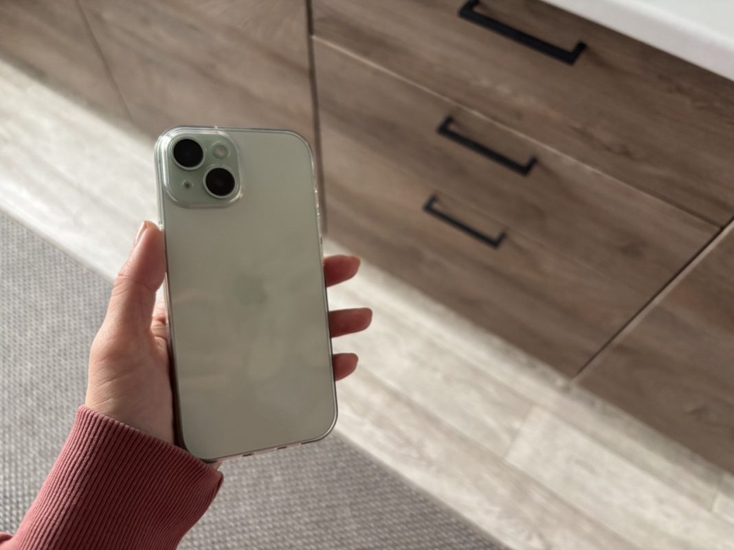 Взяли старые смартфоны и обошли новый налог: как русские приспособились в Египте0