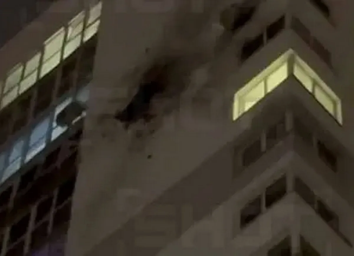 БПЛА украинских вооруженных сил врезался в многоэтажный дом в Волгограде погиб мужчина0