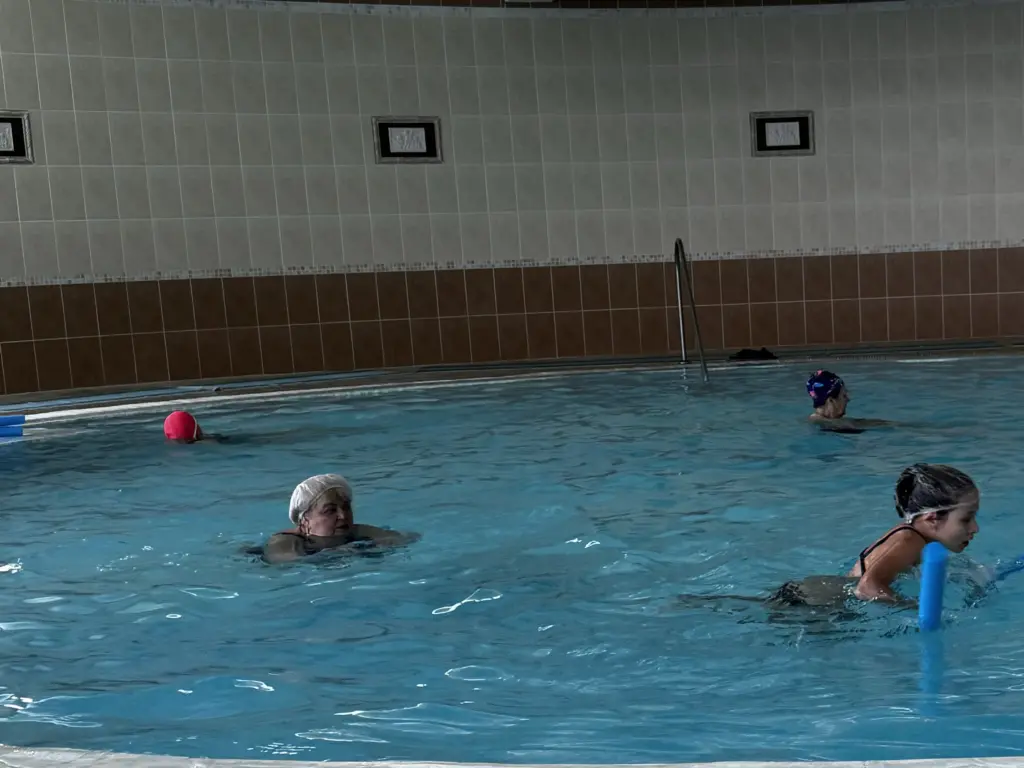 4 курорта для новогодних праздников: топ-выборы пенсионеров старше 50 лет