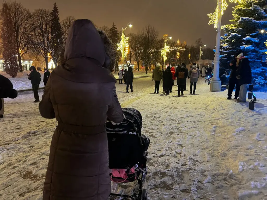 Новогодние праздники 2025-2026 снова изменили даты: когда нас ждут выходные