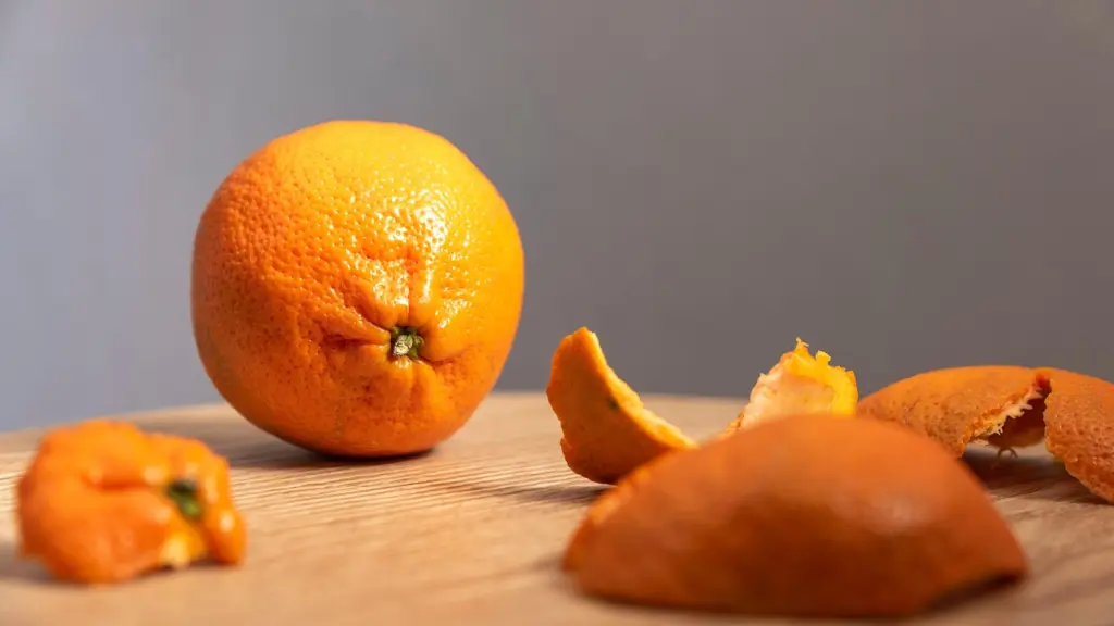 Как я заливаю уксусом мандариновые корки и наслаждаюсь этой находкой всю зиму: полезный совет для домохозяек