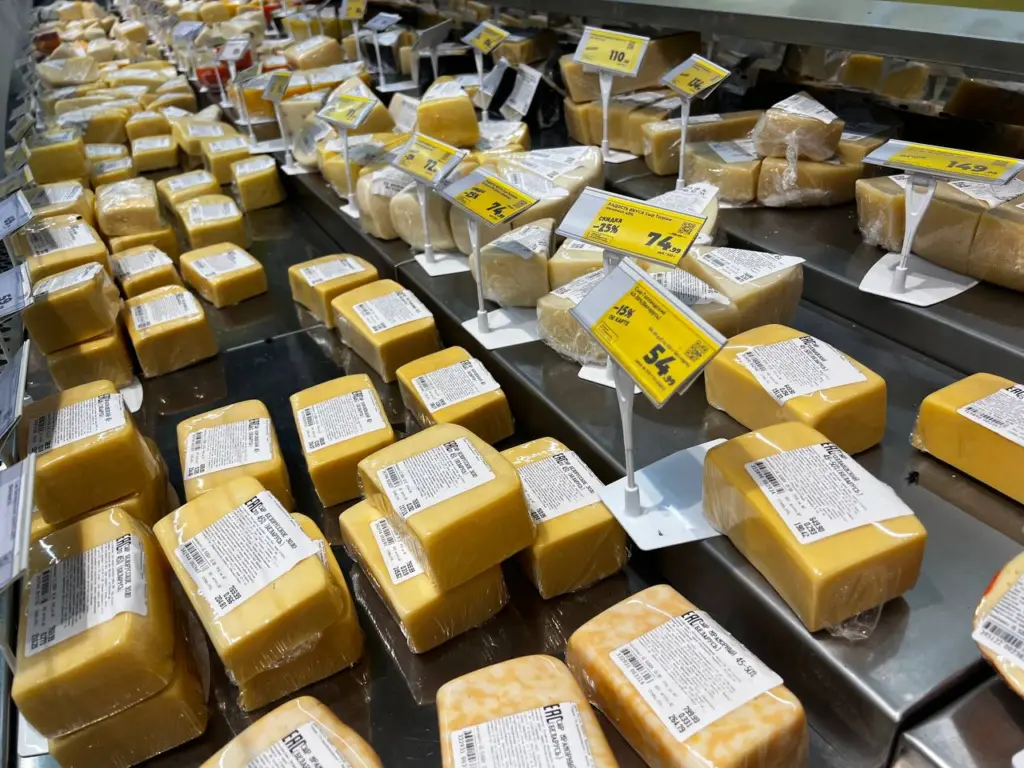 Эксперты Роскачества назвали лучшие сыры для Нового года которые стоит попробовать