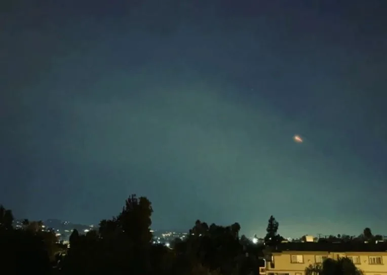 Над Москвой снова зафиксировали метеорит и СМИ подозревают в этом тайное оружие США0