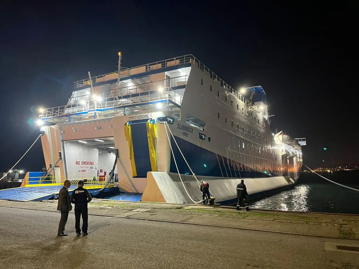 Паром из Турции застрял под Сочи впервые за 14 лет0