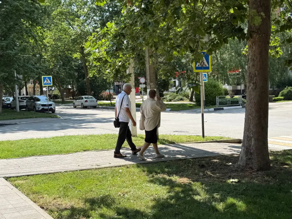 Почему с возрастом стоит держаться подальше от людей: размышления поэта Юрия Левитанского