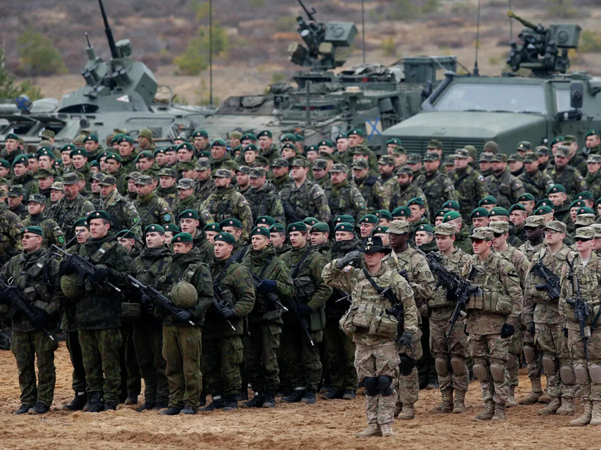 1500 танков НАТО могут начать атаку на Россию в течение шести часов уже завтра0