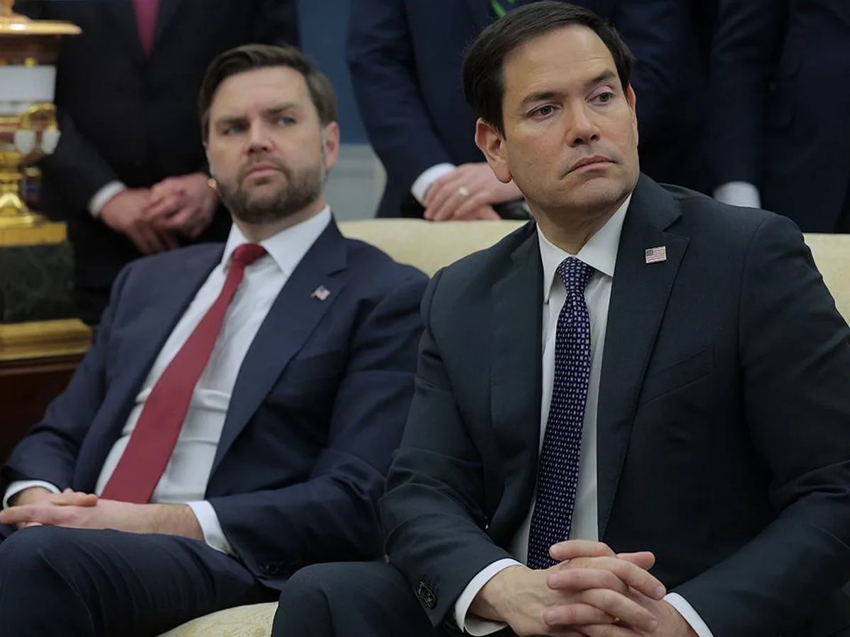 Шарий: Украина планирует спецоперацию против вице-президента и госсекретаря США0