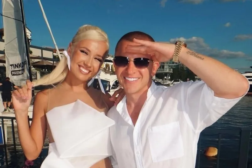 Клава Кока и Пашу соцсети Пашу Клава Кока и Пашу соцсети Пашу