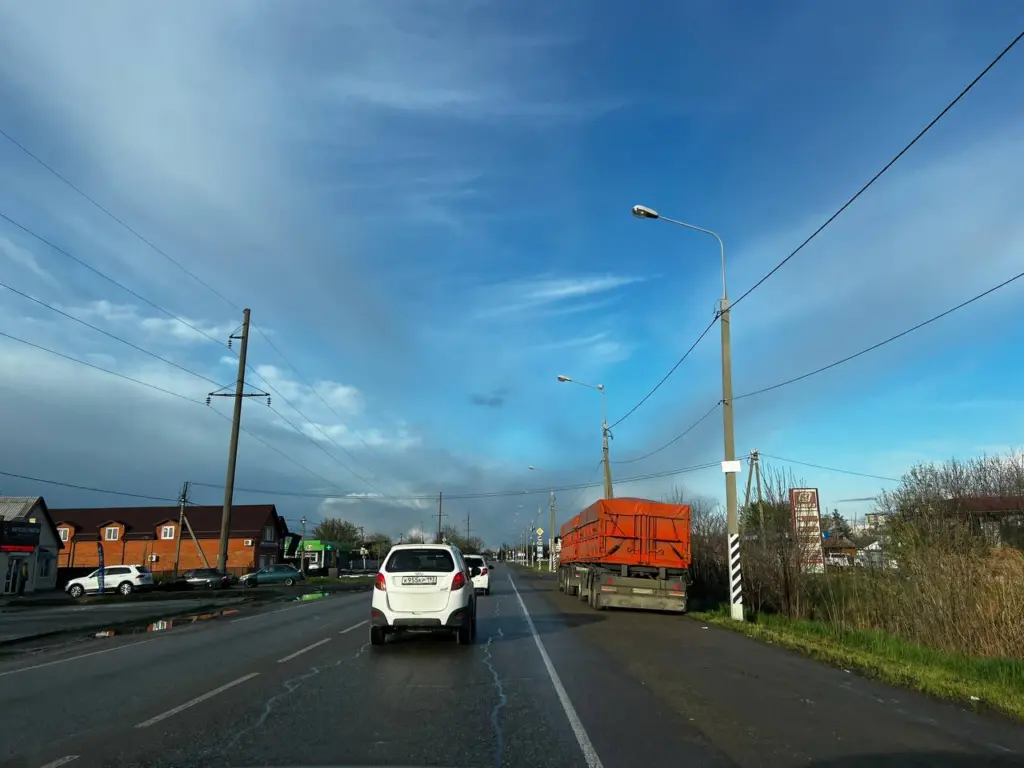 Ситуации, когда водитель может игнорировать требование остановиться от сотрудника ГИБДД: 4 законных основания