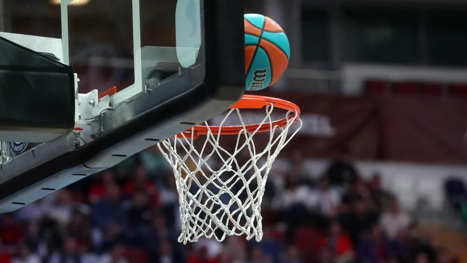 Баскетболиста задержали по подозрению в мошенничестве прямо во время матча