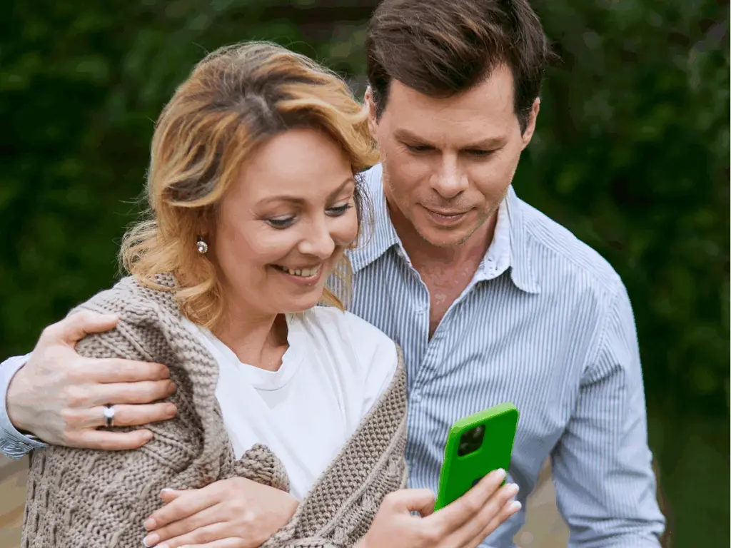 Женщины Новосибирска нашли дружбу с ИИ-партнерами – исследование Yota