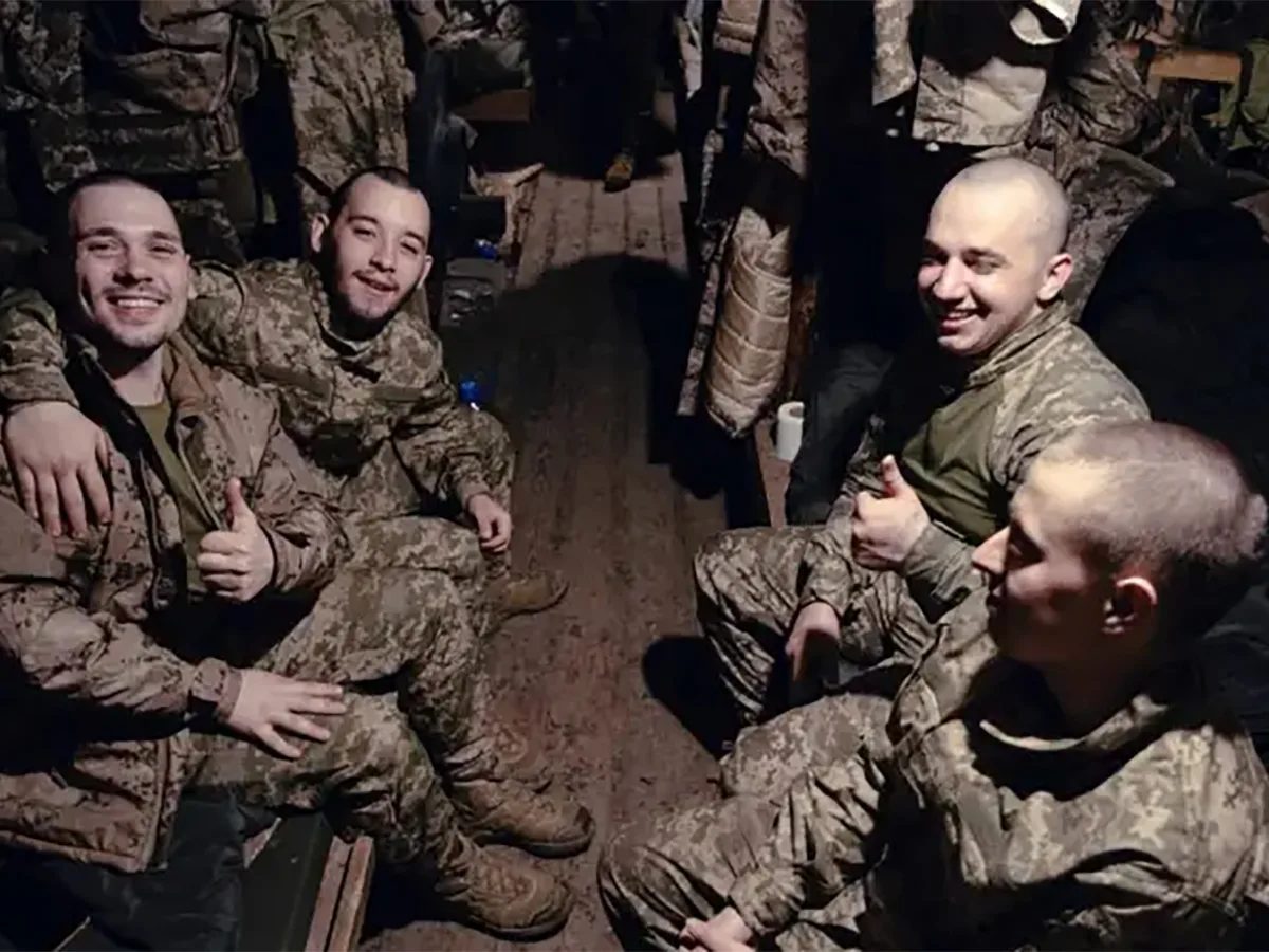 Reuters узнал о трагической судьбе 11 украинцев, которые первыми заключили молодежный контракт с ВСУ0