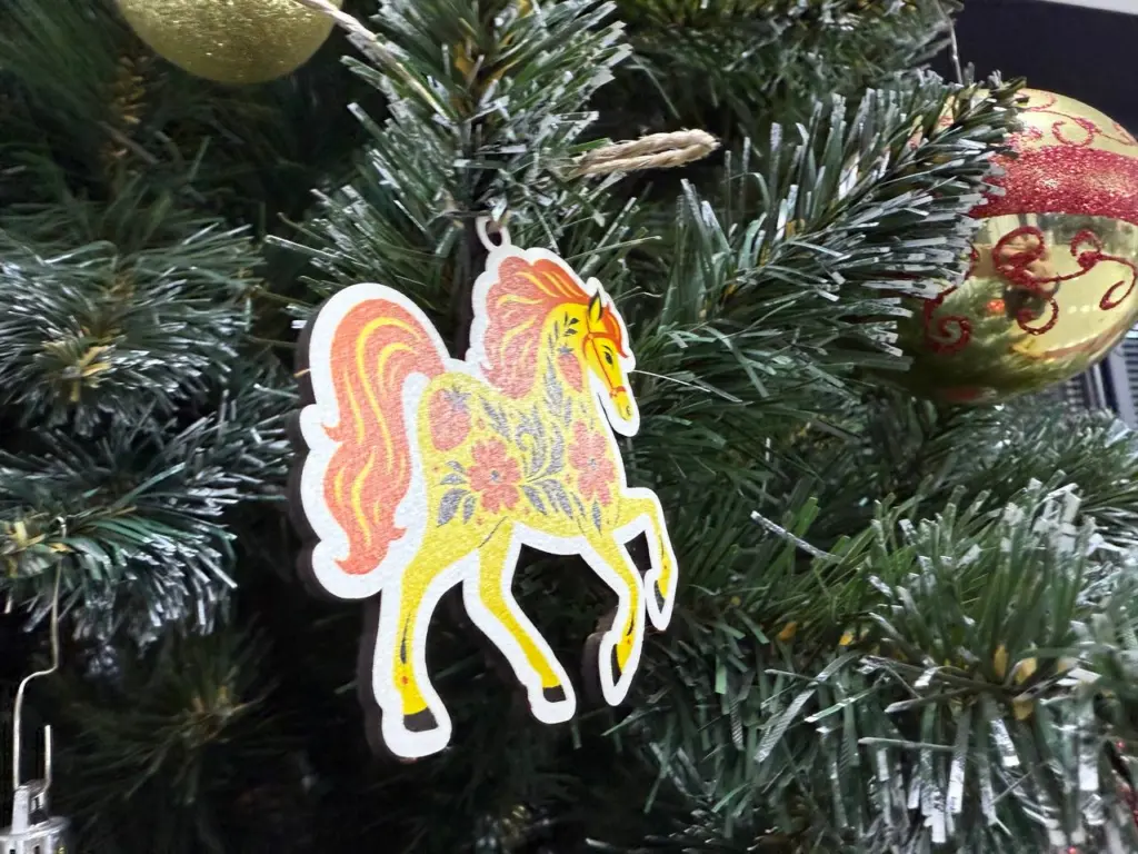 Год Огненной Лошади 2026: какие угрозы несёт символ Нового года, кому он сулит удачу, как наладить с ним отношения