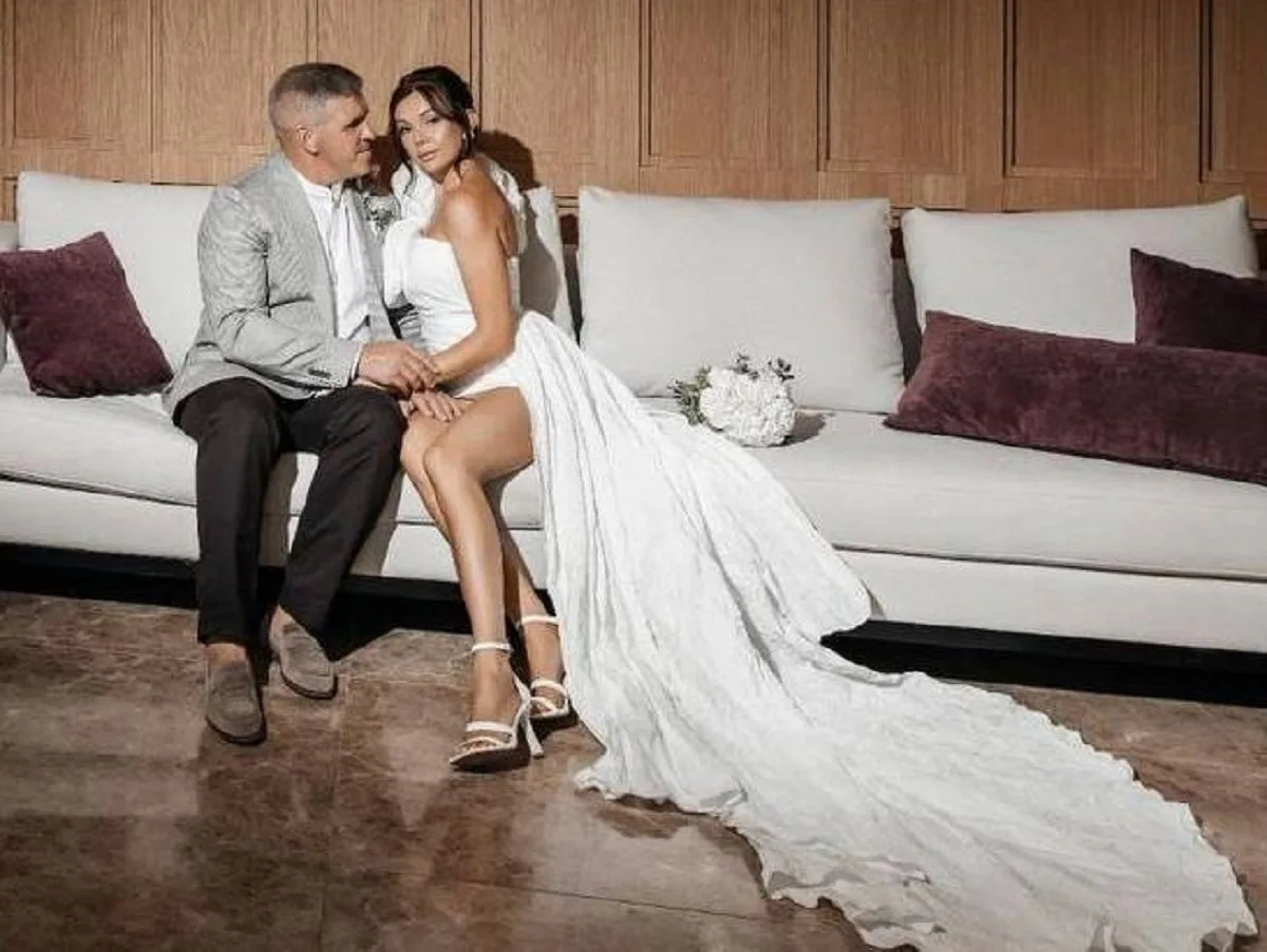 «Не разрушайте свое настроение моей фигурой»: супруга сибирского депутата обидела россиян, разместив снимок с пляжа в Дубае0